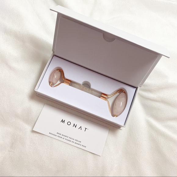 MONAT Other - Monat Rose Quartz Facial Roller BNIB